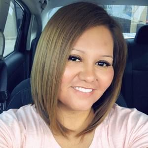 Meet your Posher, Stephanie